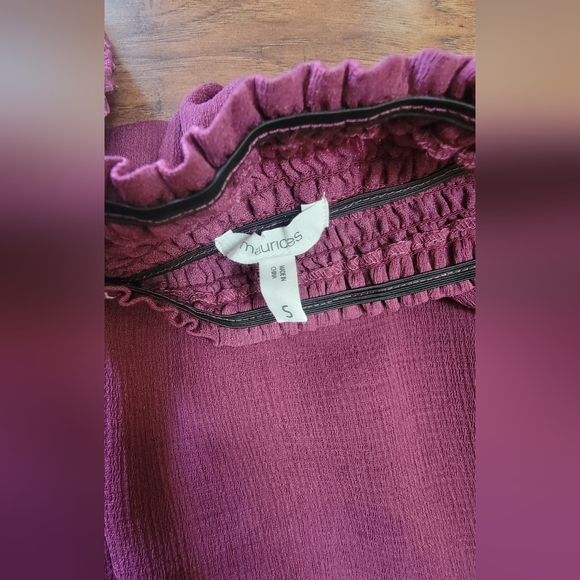 Maurices Off The Shoulder Maroon Blouse Size Small - Picture 4 of 8